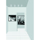 Premium EBL max. 50W 12V GU5,3 Chrom in stilvollem Raum mit Kunstwerken an der Wand.