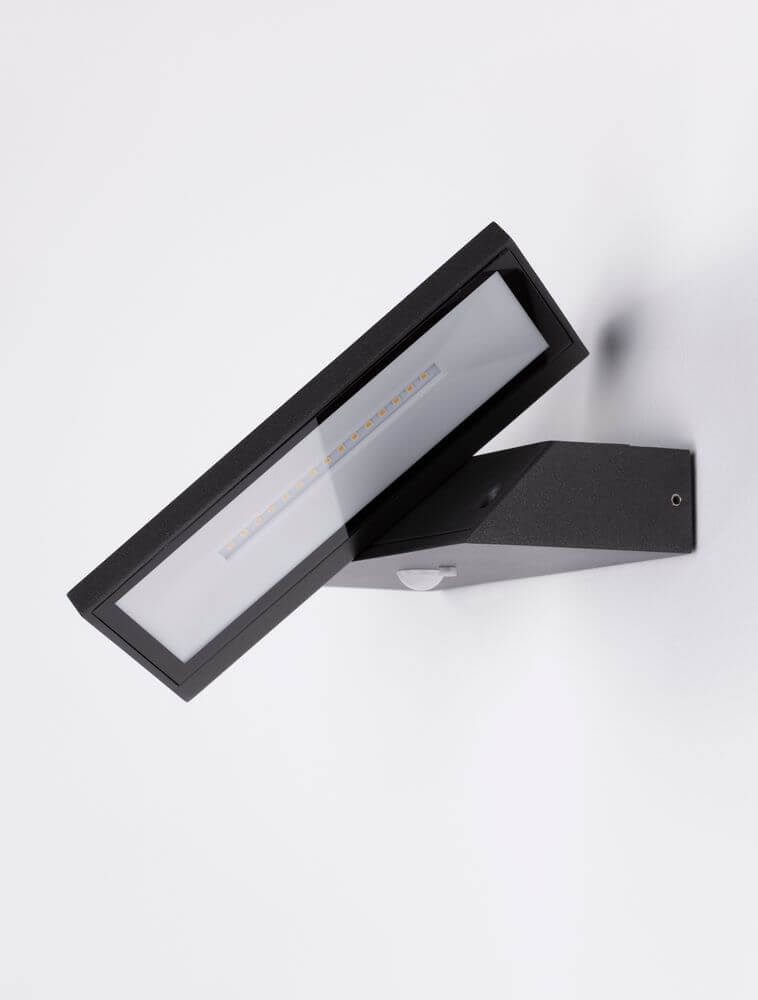 Prim LED Außenwandleuchte 3000K Anthrazit IP65, moderne Solar-Wandleuchte aus hochwertigem Aluminium.
