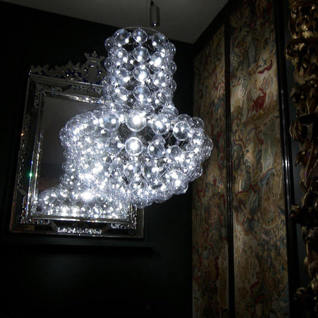 Queen's Design-Kronleuchter 100cm aus luftgefüllten Bubbles mit LED-Lichtern, eleganter Lichtakzent.