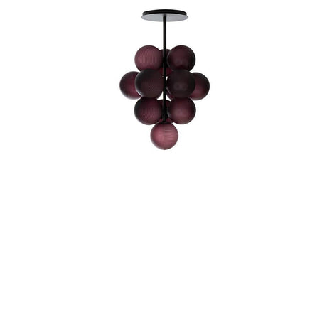 Pulpo LED Hängelampe Stellar Grape 13-flammig mit dunklen Glas-Kugeln auf schwarzem Sockel.