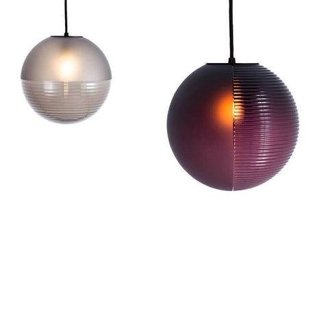 Pulpo LED Hängeleuchte Stellar Small Ø 23cm - moderne Pendelleuchten mit geometrischem Design und sanfter Beleuchtung.
