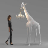 Giraff i kärlek m etablerad lampa 265 cm