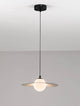 Reflet Pendelleuchte Schwarz, Weiß mit modernem Design und eleganten Akzenten, ideal für Wohn- und Essbereiche.