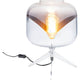 Retro Tischleuchte Goblet Ball Chrom mit edlem Design und Chromdetails in modernem Stil.