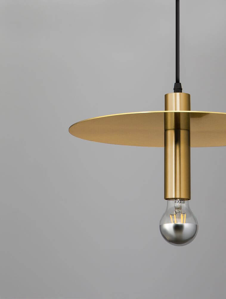 Royal Pendelleuchte E27 Ø 35cm in Gold, ideal für Tresen und Bars, dimmbar und elegant.