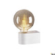 Fitu Cube Wandleuchte in Weiß mit runder Filamentlampe und minimalistischem Design.