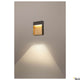 Flatt Sensor LED Outdoor-Wandlampe 3000K Anthrazit, Braun an Wand montiert mit warmem Licht.