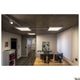 LED Panel 620 Deckenleuchte Weiß 3000K in modernem Büro mit elegantem Design
