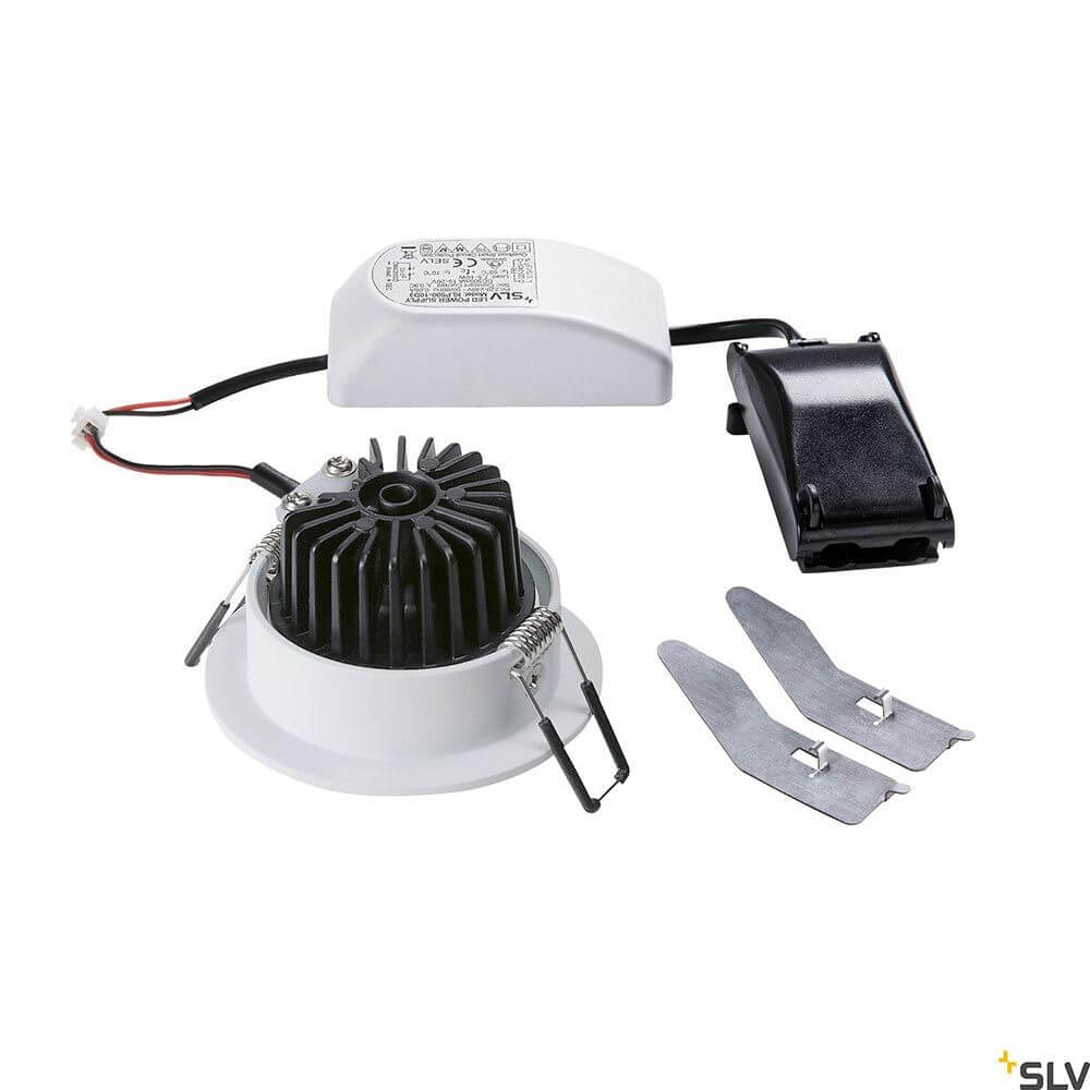 New Tria LED Deckeneinbauleuchte 2700K mit montierten Komponenten und Zubehör.