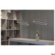 Moderne One LED Pendelleuchte Dali Up&Down Ø 60cm in stilvollem Wohnraum mit eleganter Beleuchtung.