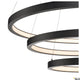 One Triple Pendellampe Dali 3000/4000K Schwarz - moderne, elegante Beleuchtung in Schwarz mit drei LED-Ringen.