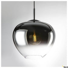 Suspension Pantilo Convex Chrome au rendu chromé élégant avec un design épuré pour un intérieur moderne.