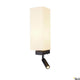 Quadrass LED Wandaufbauleuchte mit Metall- und Glaselementen sowie integrierter LED-Leseleuchte in warmweiß.