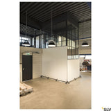 Moderne Büroräume mit Para Flac LED Pendelleuchten von SLV in einer stilvollen Umgebung.