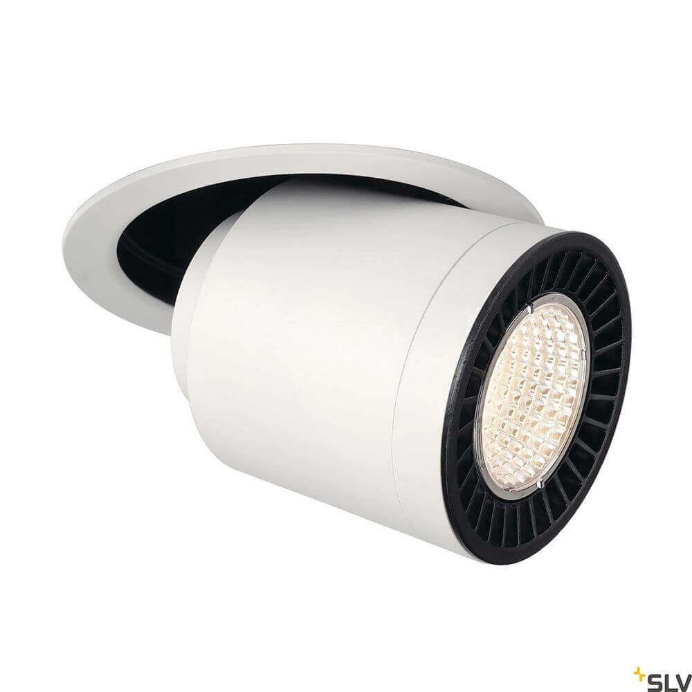 Supros Move LED Deckeneinbauleuchte von SLV, ideal für vielfältige Beleuchtungsanwendungen mit starkem Lichtstrom.