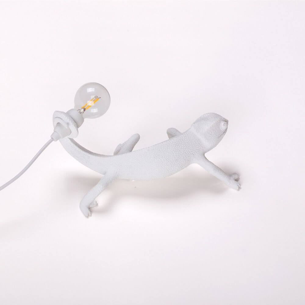 Seletti Chameleon Still LED-Tischleuchte USB Weiß - weißes Chamäleon mit LED-Glühbirne, Designerleuchte von Marcantonio