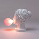 Seletti Grace LED-Tischleuchte Weiß, Pink – weiße Büstenlampe mit pinker Kaugummi-Glasblase als Diffusor, modernes Design, Resin und Glas