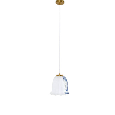 Alt Tag: Seletti Hybrid Hängeleuchte Porzellan mit weißem Porzellanschirm und blauem Dekor, Stoffkabel und goldfarbenen Akzenten