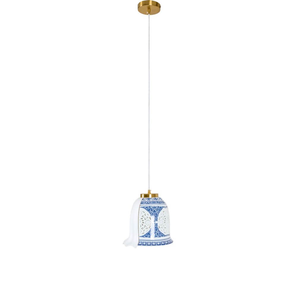 Seletti Hybrid Hängeleuchte Porzellan - weiße Porzellan-Pendelleuchte mit blauen Ornamenten und Stoffkabel, Designerstück von Ctrl‑Zak