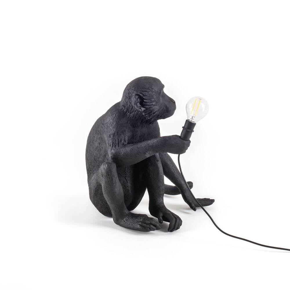 Seletti Monkey Lamp Dekoleuchte Outdoor sitzend Schwarz sitzender Affe Lampe mit Glühbirne, dekorative Outdoor-Dekoleuchte von Marcantonio