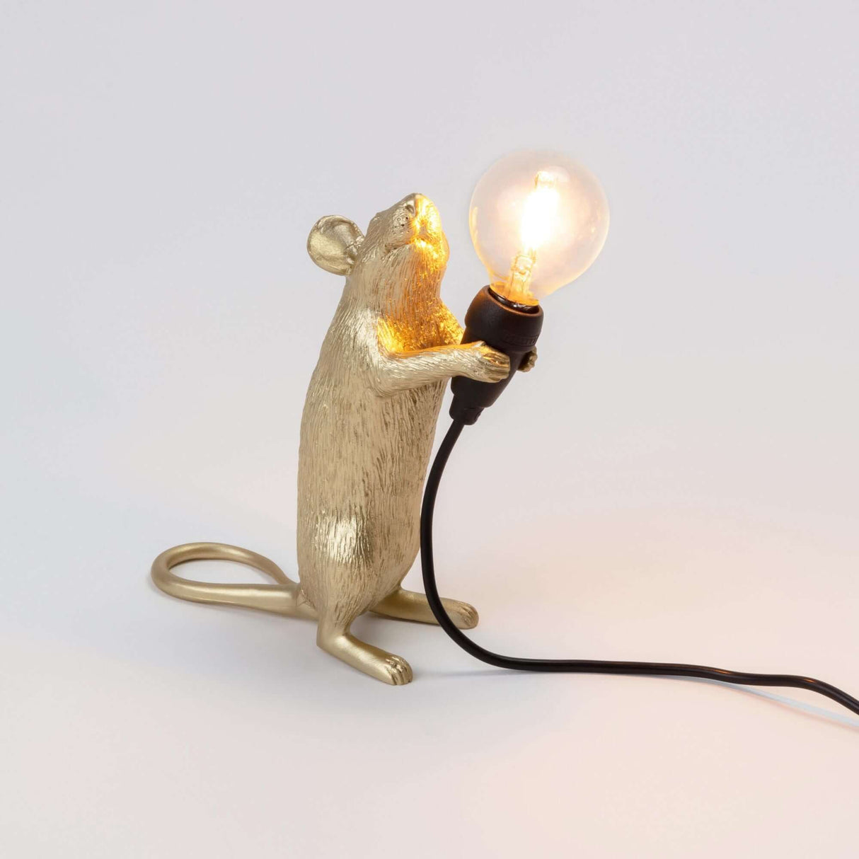 Seletti Mouse Lamp Step Tischleuchte USB Gold – goldene Maus-Tischleuchte hält Glühbirne, USB-Kabel, dekorative Designlampe für Regal und Nachttisch