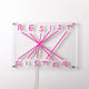 Seletti Resist-Sister LED-Wandlampe dimmbar 52x38cm, pinkes Neon-Design auf klarem Acryl mit Silikonbuchstaben