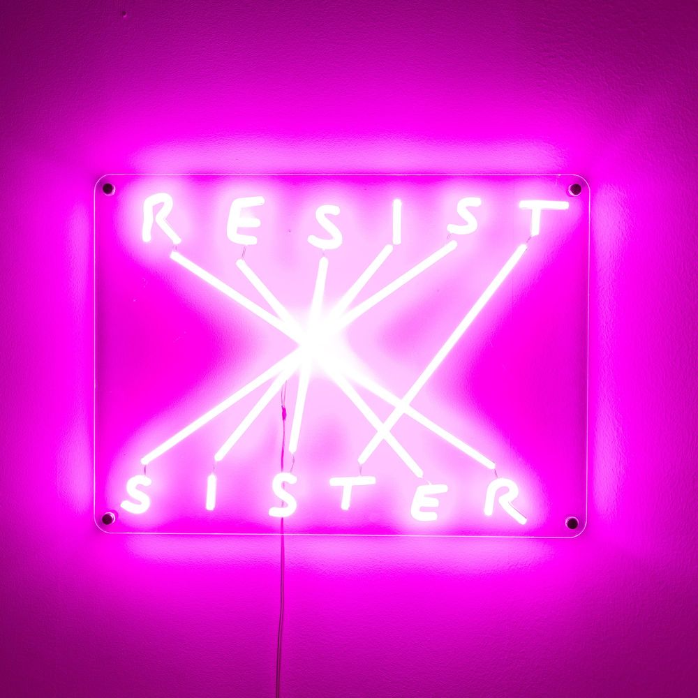 Seletti Resist-Sister LED-Wandlampe dimmbar 52x38cm leuchtendes pinkes Neon-Schild aus Acryl und Silikon, Kunstobjekt von Nico Vascellari