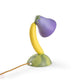 Seletti Vitamin Tischleuchte Aubergine Mehrfarbig – bunte Marcantonio Tischlampe in Auberginenform, gelber Stiel und grüner Sockel