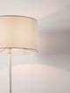 Sibnia Stehlampe E27 Ø 45cm mit elfenbeinfarbenem Lampenschirm und elegantem, schlanken Schaft.