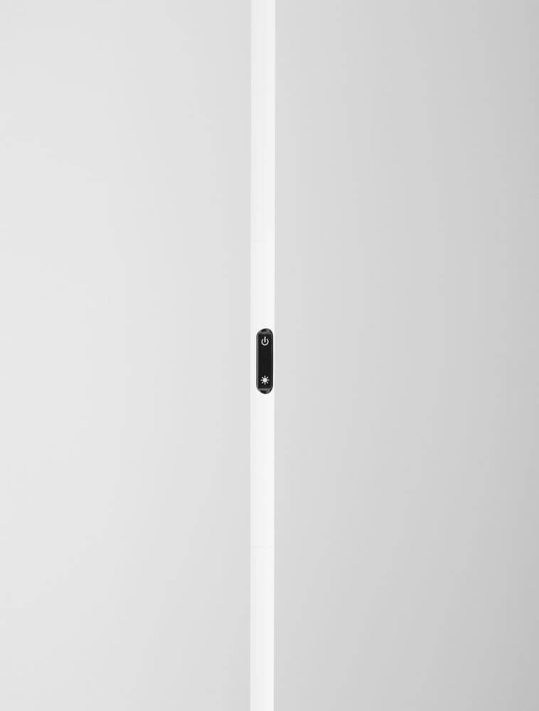 Sinkro LED Stehlampe Ø 25,2cm 3000K mit Drehschalter - schlanke weiße Aluminium-Stehlampe mit integriertem Drehschalter