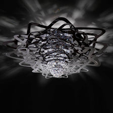 Slampeloftslampe Aurora Large Black med skinnende krystaller og elegant design.
