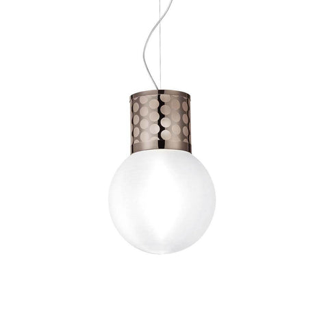 Slamp Hängelampe Atmosfera Kugelleuchte in modernem Design mit transparentem Schirm und polierter Metalloberfläche.