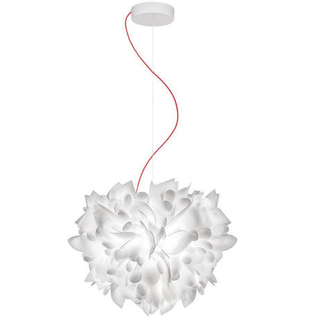 Slamp Pendelleuchte Veli Foliage Weiß mit handgefertigtem Design und rotem Kabel, ideal für moderne Innenräume.