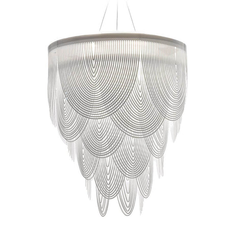 Lampada a sospensione Slamp Ceremony Large Bianco con catene eleganti in tecnopolimero e cinque fonti di luce.