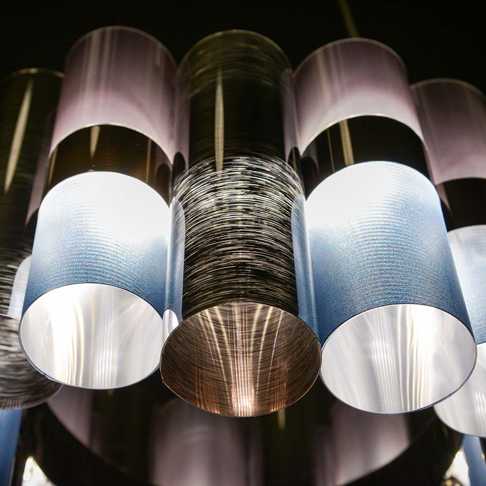 Slamp LED Hängelampe La Lollona 4 mit bunten Zylindern in 100 cm Durchmesser, inspiriert von den 50er Jahren.