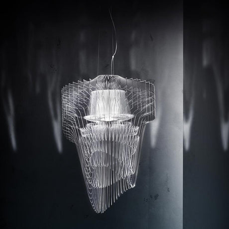 Slamp LED Hängeleuchte Aria Small 3500lm 2700K Transparent in einem modernen Raum.