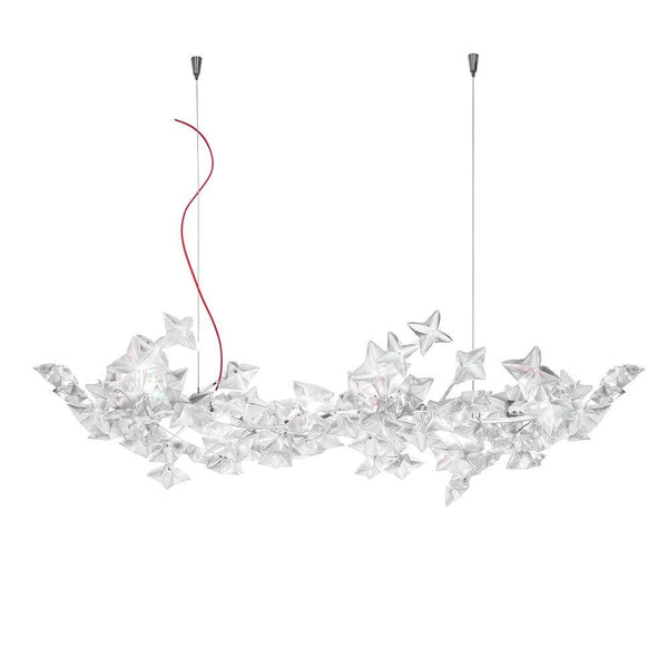 Lampa wisząca LED Slamp Hanami Large Ciepła biel Prisma z dekoracyjnymi, lekkimi elementami w kształcie złożonej gwiazdy.