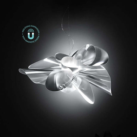 Slamp LED Hängeleuchte New Etoile in elegantem Design mit Lentiflex® und innovativem Magnetsystem.