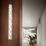 Pionowa lampa wisząca LED Slamp Hugo wykonana z tworzywa sztucznego Lentiflex