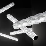 Lampa wisząca LED Slamp Hugo wykonana z poziomego tworzywa sztucznego Lentiflex