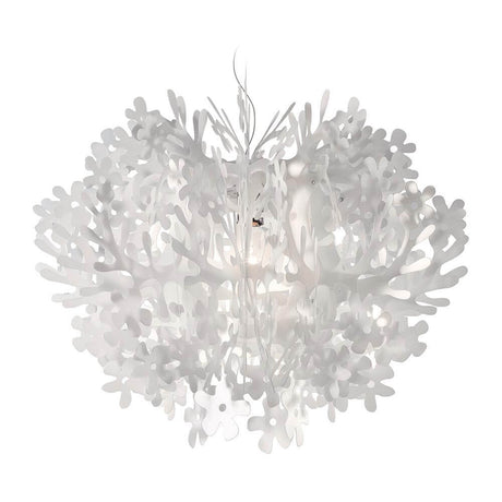 Lampada a sospensione Slamp Fiorella Bianco con design floreale e dettagli filigranati, ideale per interni eleganti.