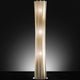 Slamp Stehlampe Bach XL Gold im eleganten Design, bringt Bewegung und Helligkeit in jeden Raum.