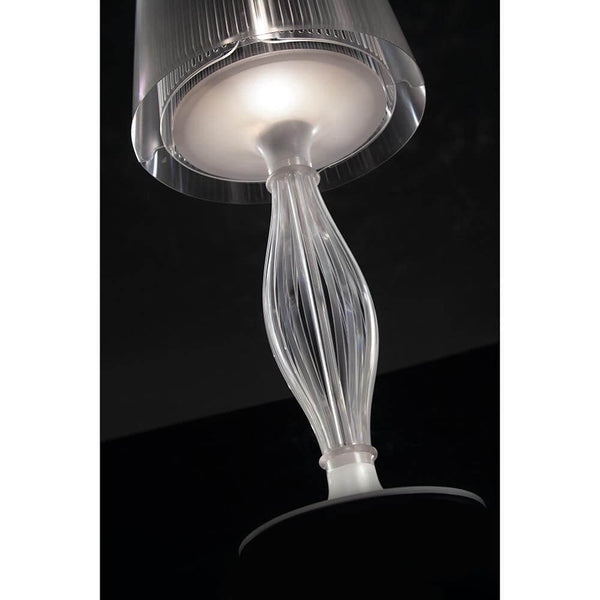 Slamp table lamp Liza Prisma 100lm 3000K Prisma in baroque style with an elegant plastic base.