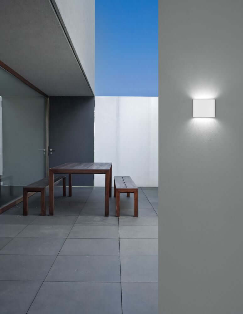 Soho LED Außenwandleuchte Qudadratisch Up & Down 3000K IP54