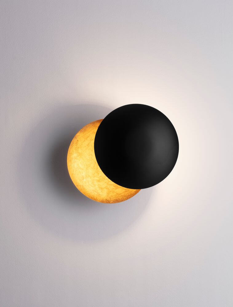 Solei LED Wandleuchte Ø 20cm in Schwarz und warmem Licht mit 3000K, modernes Wanddesign für stilvolle Beleuchtung.