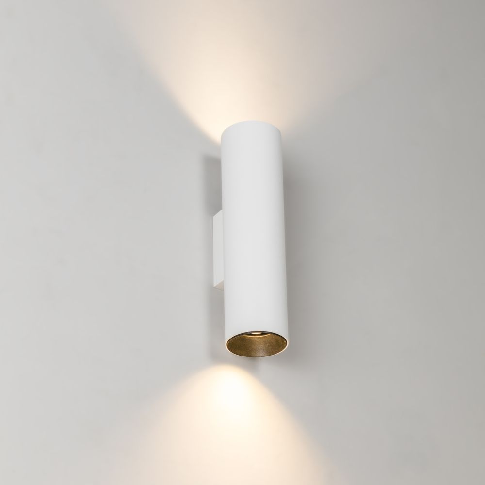 Lampe murale de Stan vers le haut et vers le bas