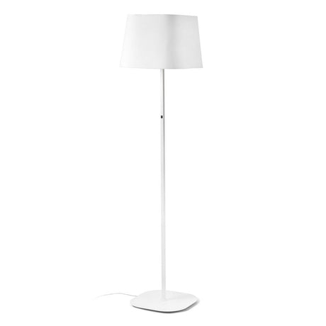 Stehlampe SWEET Weiß mit modernem Design und schlichter Eleganz für jedes Wohnambiente.