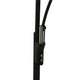 Detailaufnahme vom Stecker und Schalter des LED-Deckenfluters Zenith mit Lesearm & Tastdimmer CCT.