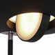 LED-Deckenfluter Zenith mit Lesearm & Tastdimmer CCT: Detailansicht mit warmem Licht und modernem Design.