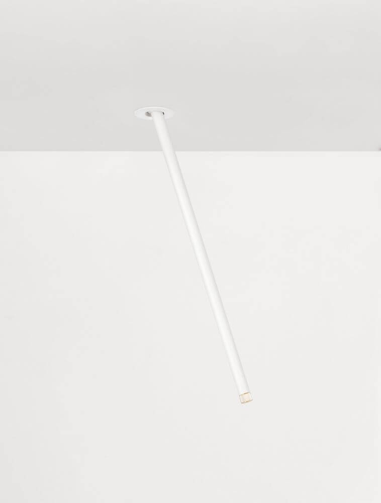 Stilvi Deckenleuchte H 44cm Ø 5cm 3000K, moderne weiße Deckenleuchte mit schlankem Design.